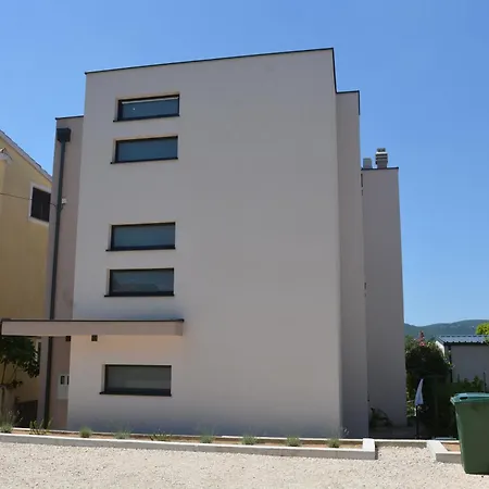 Sole Apartment Turanj Exterior photo